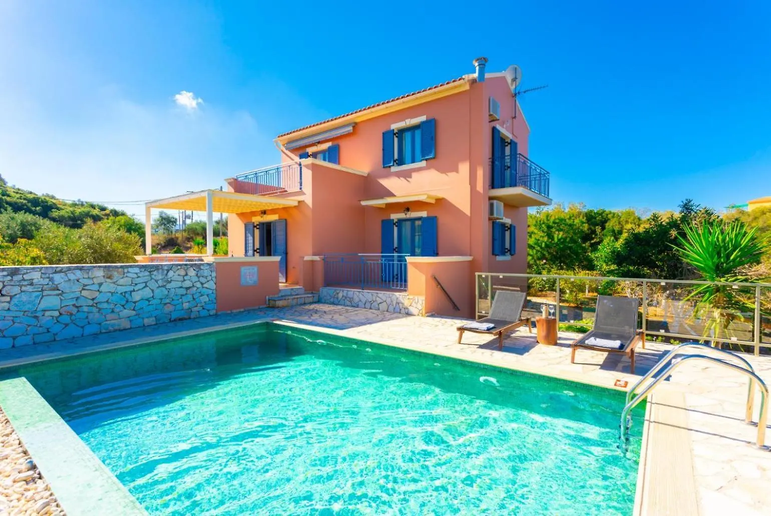 Villa Canova Mesovounia  0*, Mesovounia (Kefalonia) Greece